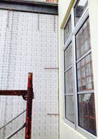 building thumb